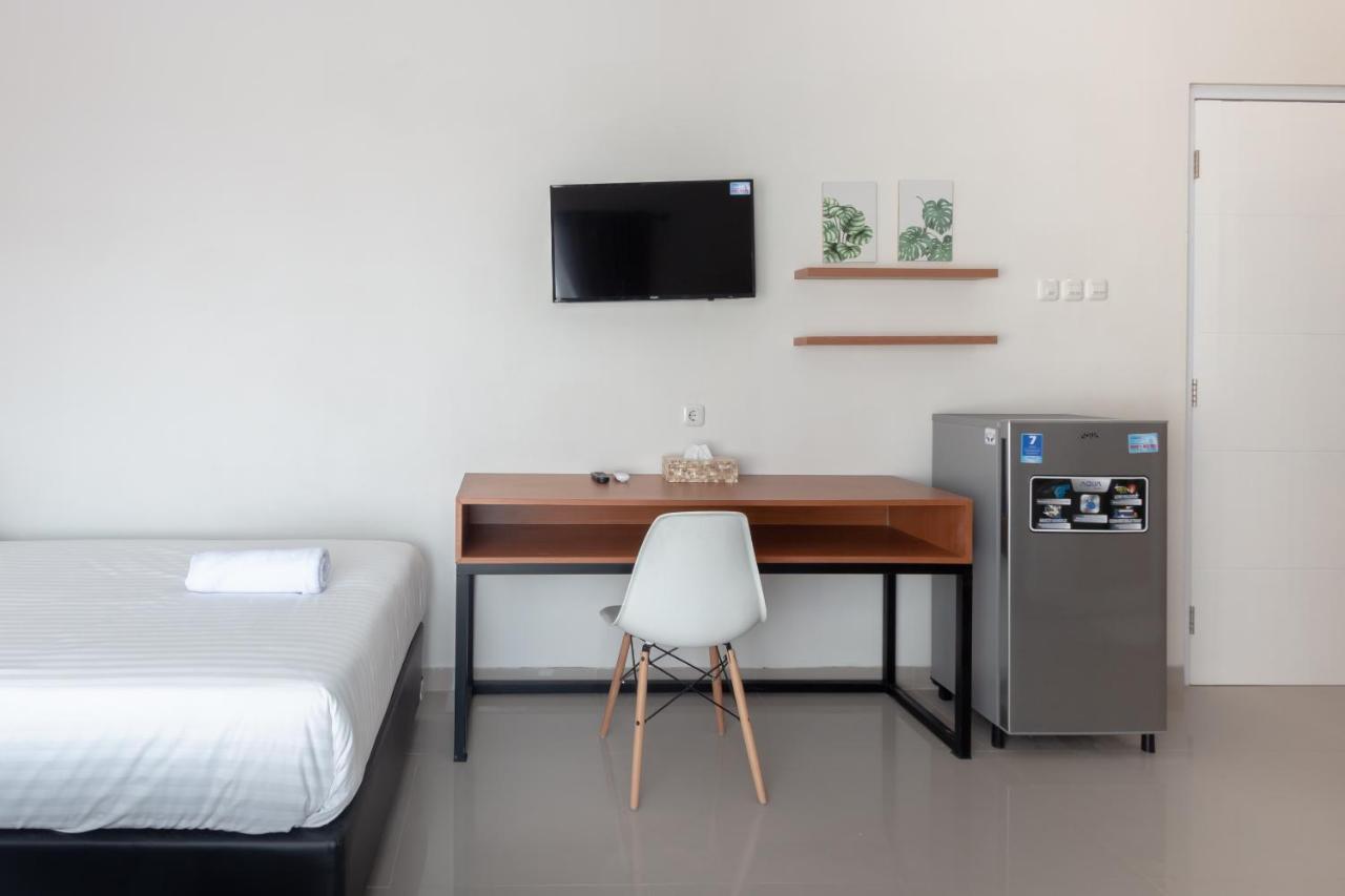 Omah Manis Hostel Джокякарта Екстериор снимка